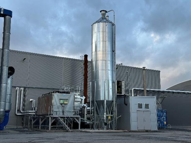 Chaufferie modulaire avec traitement des fumées et stockage de granulés sur site
